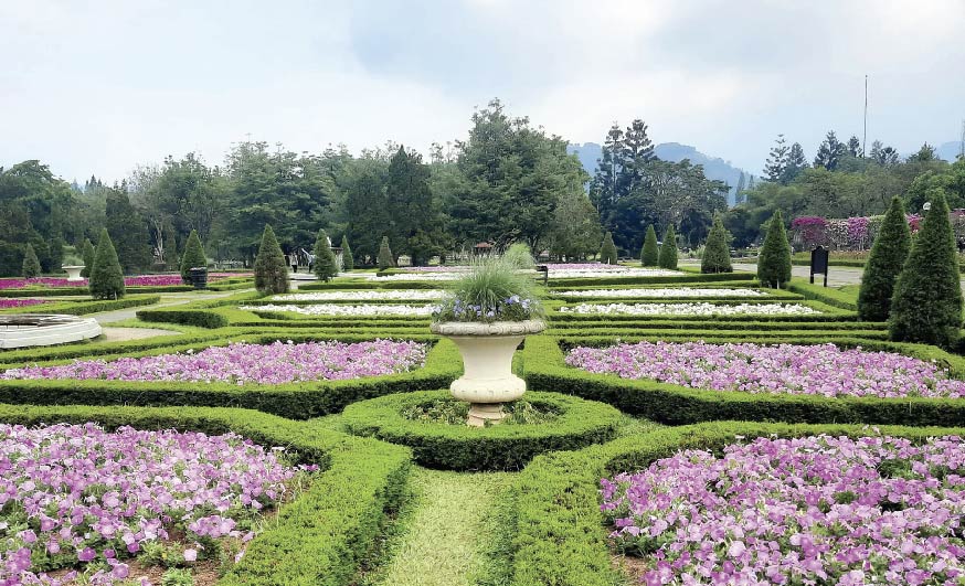 Taman Bunga Nusantara